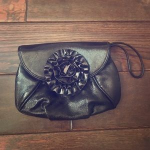 Loeffler Randall clutch